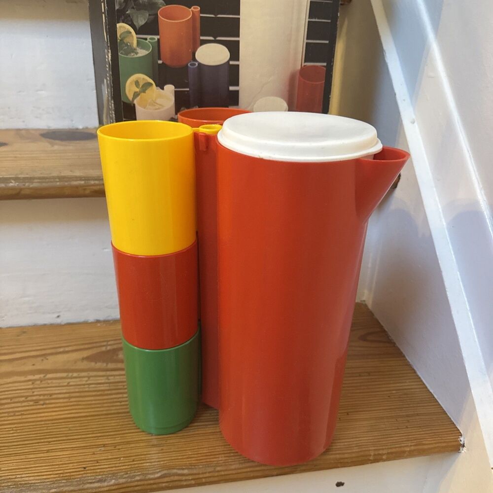 Vintage 1970s Ingrid Drink Connection Picnic Pitcher Cups Red Blue White Green